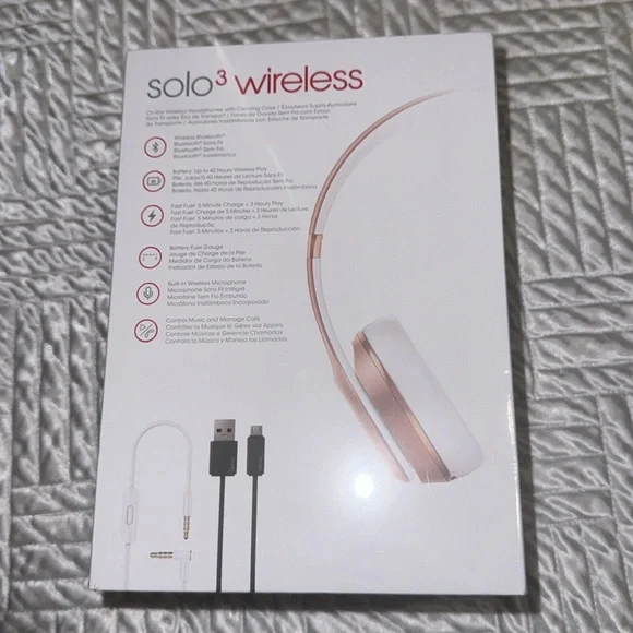 BNIB Beats by Dre Solo 3 Wireless On-Ear Headphones, PINK